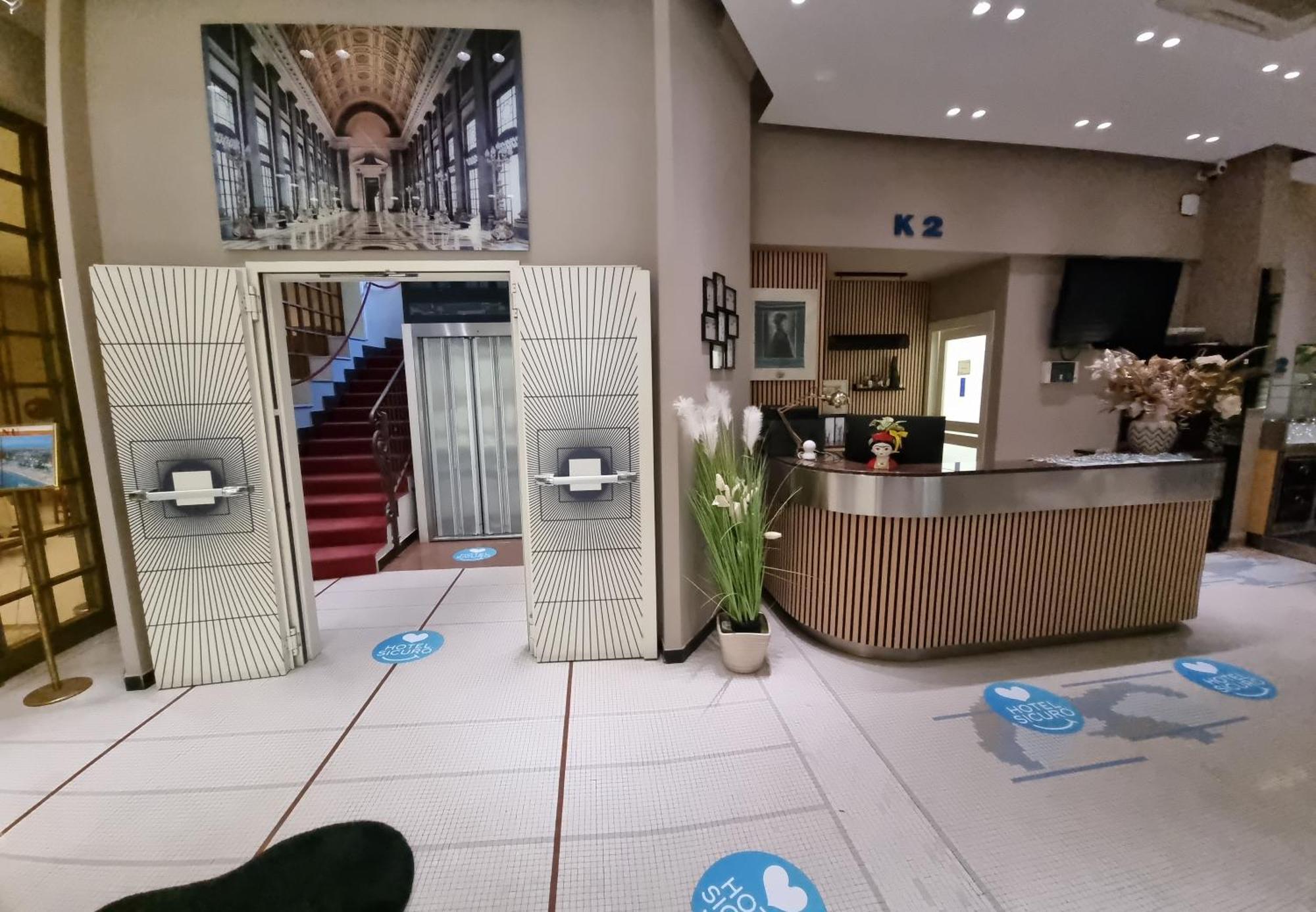 Hotel K2 Cervia 3 Stelle Sup Dış mekan fotoğraf