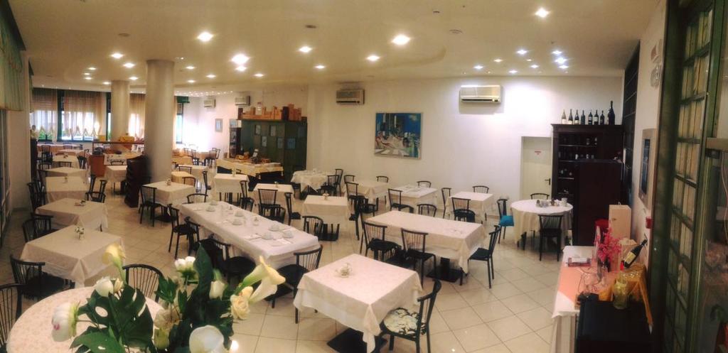 Hotel K2 Cervia 3 Stelle Sup Dış mekan fotoğraf